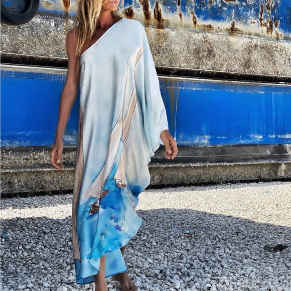 Aqua Luxury Yacht Life, Asymmetrical Kimono Dress, One Arm Cover Boat Neck Midi. - Picture 2 of 7